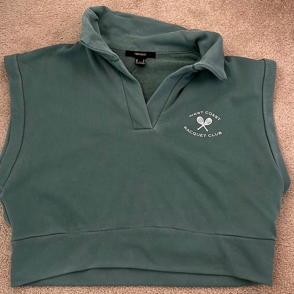 Sleeveless collar crop top - Picture 1 of 4